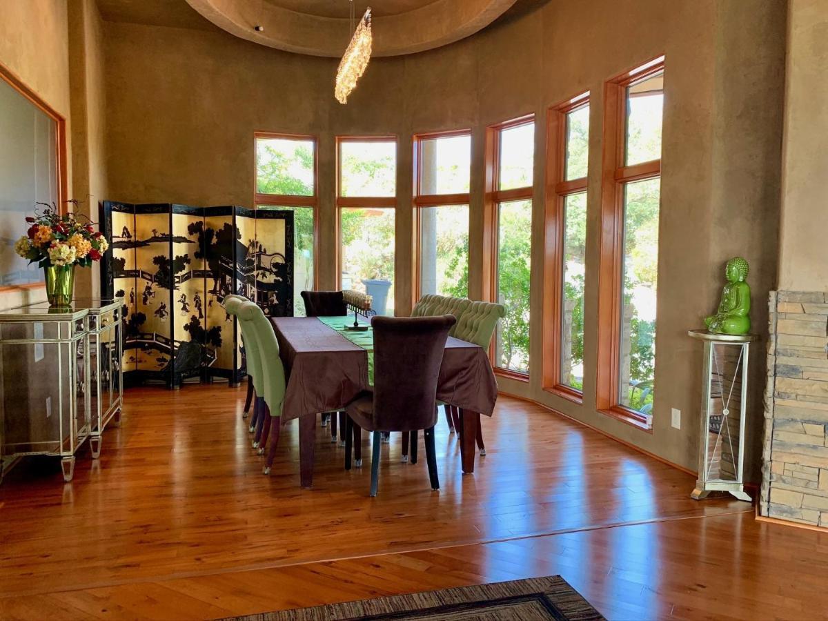 Scenic Hill Country Retreat - Rhino Ranch Villa New Braunfels Bagian luar foto