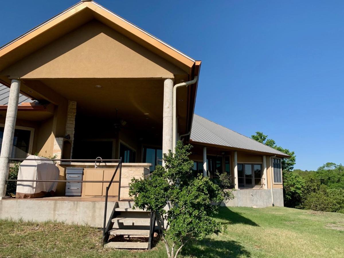 Scenic Hill Country Retreat - Rhino Ranch Villa New Braunfels Bagian luar foto