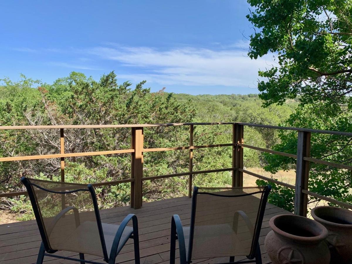 Scenic Hill Country Retreat - Rhino Ranch Villa New Braunfels Bagian luar foto