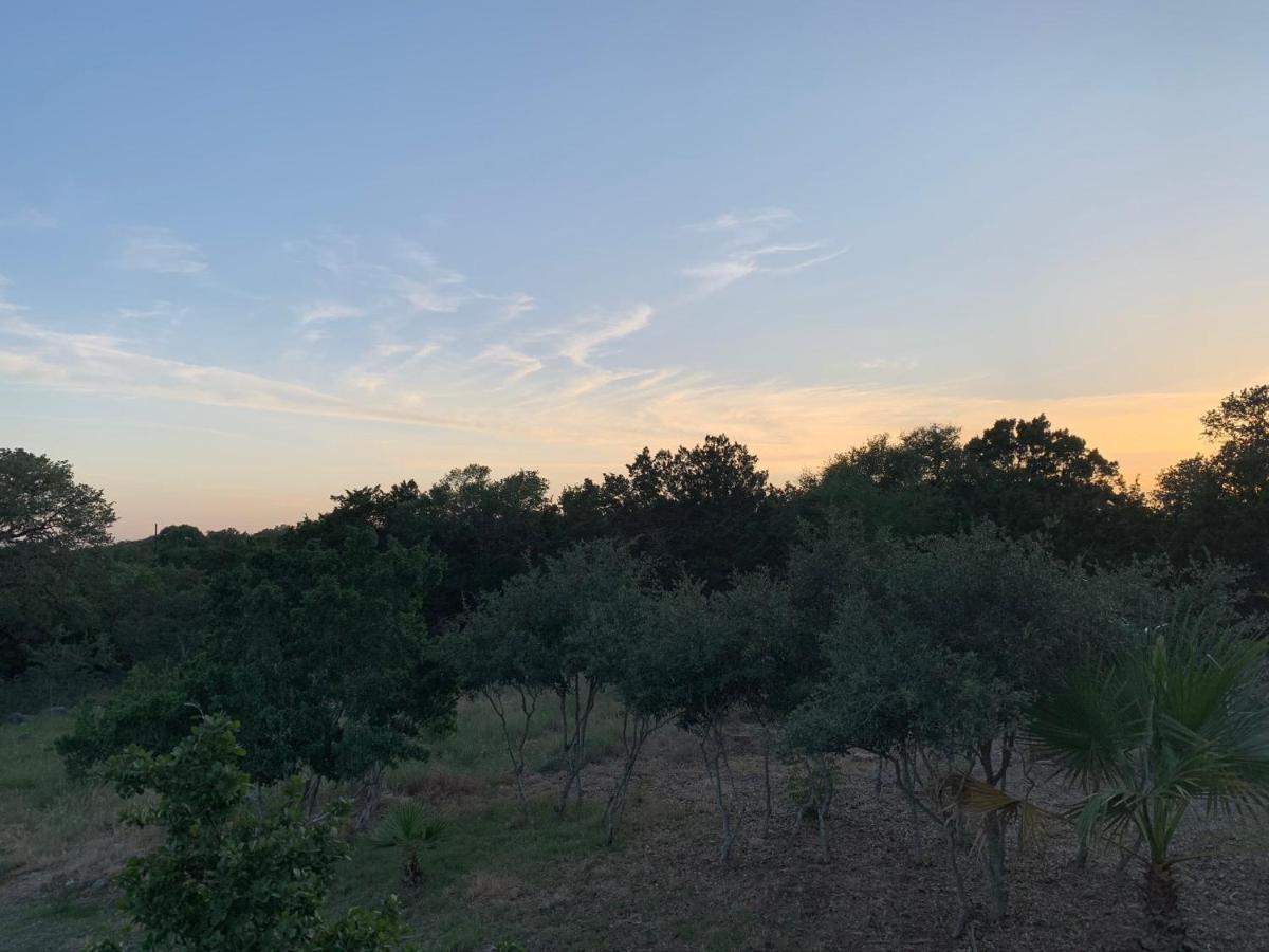 Scenic Hill Country Retreat - Rhino Ranch Villa New Braunfels Bagian luar foto