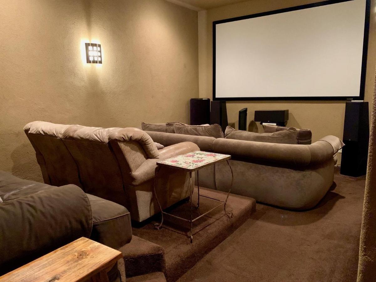 Scenic Hill Country Retreat - Rhino Ranch Villa New Braunfels Bagian luar foto
