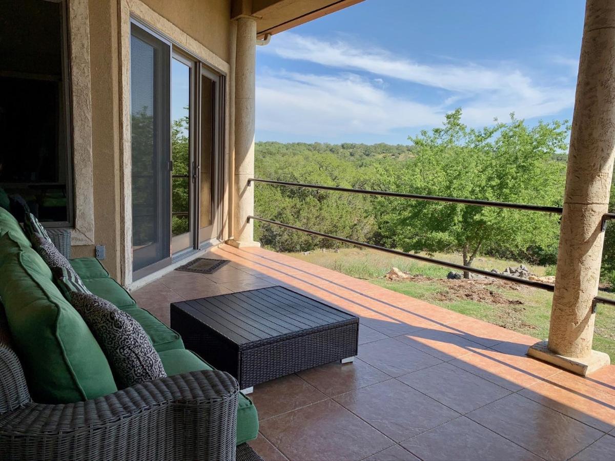 Scenic Hill Country Retreat - Rhino Ranch Villa New Braunfels Bagian luar foto
